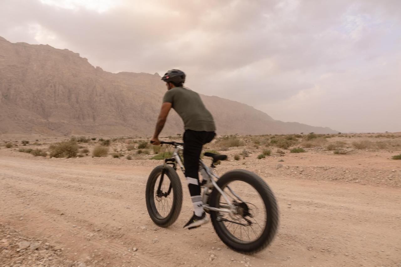 خيمة فخمة Pura Eco Retreat, Jebel Hafit Desert Park العين